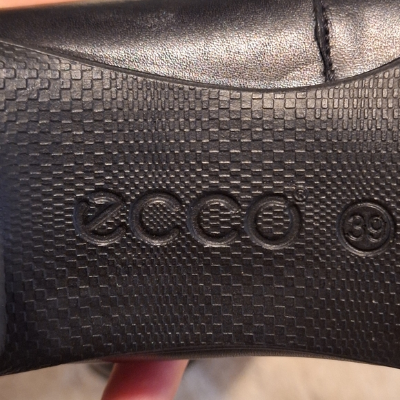 Ecco Almond Toe Leather Heels 39 - Picture 4 of 10